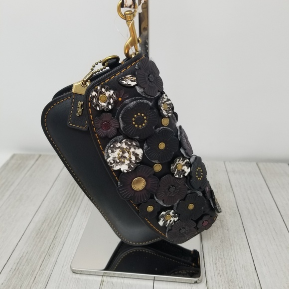 Coach Tea Rose Leather Clutch/Wristlet - Picture 2 of 8